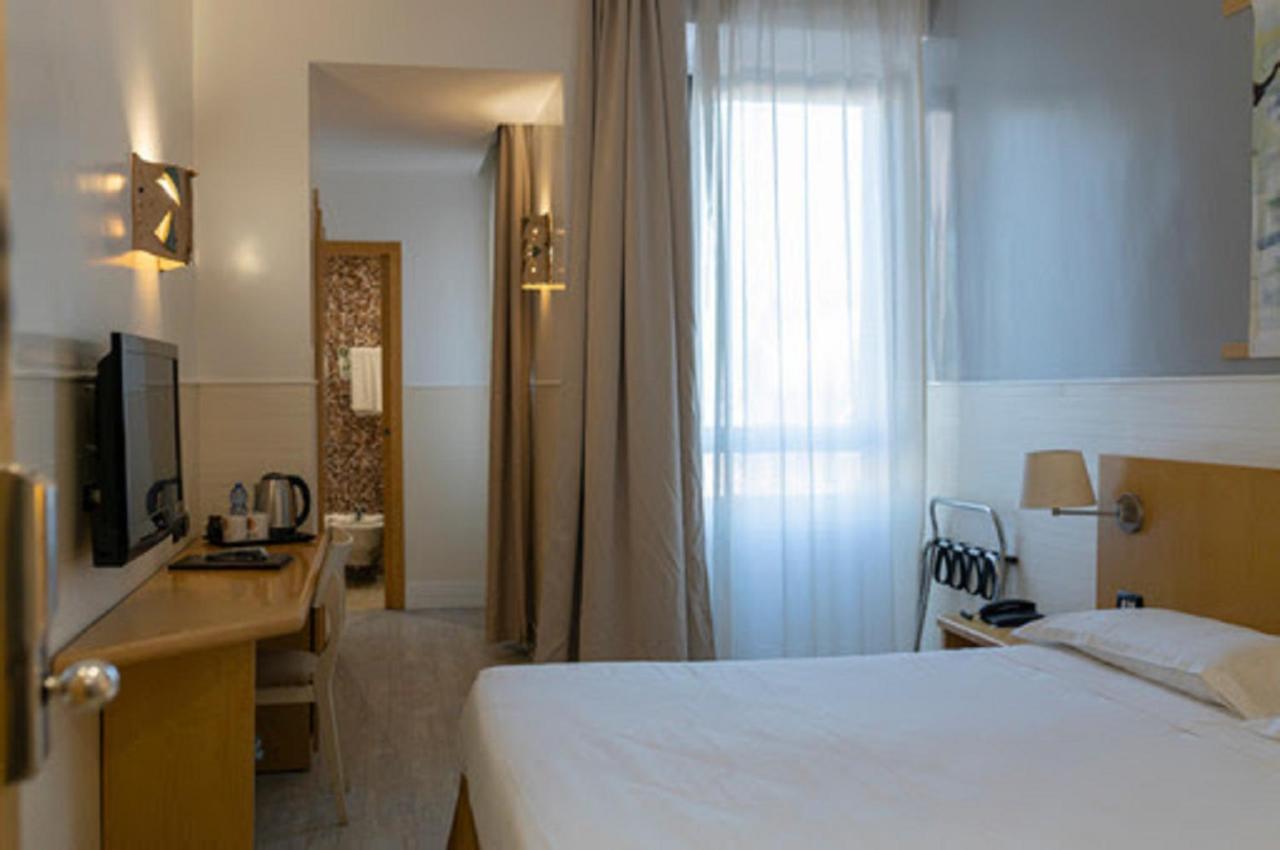 Hotel Aphrodite Roma Ngoại thất bức ảnh
